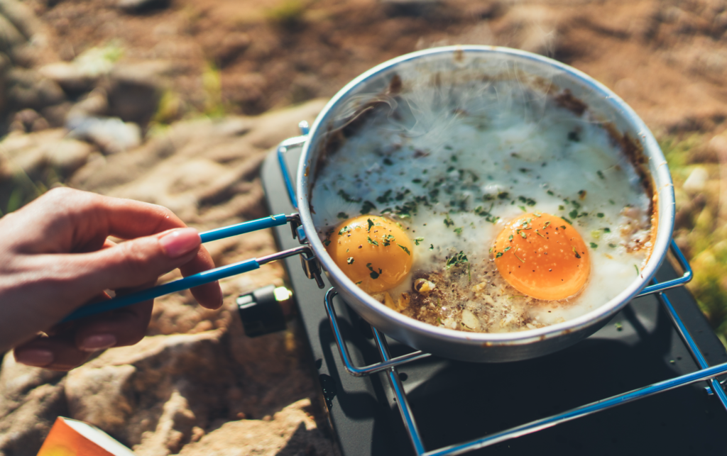 Manger gourmand en pleine nature